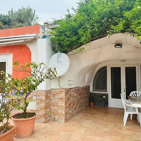 Casa Angelina ポンツァ
